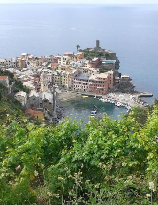 Quiet And Cozy Home With Wi-Fi Casa Prearino Vernazza Bagian luar foto